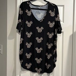 Disney for Torrid, size 18-20, black with leopard print Mickeys!!!